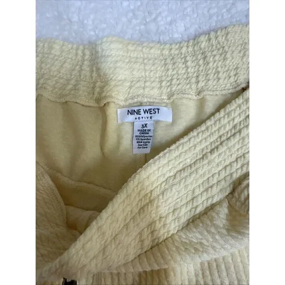 NWT Nine West Women's Plus Size 3X Active Pants Bright Yellow Pockets Bottom - Picture 2 of 5